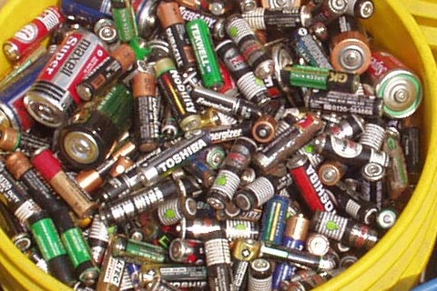 商丘高价电动车电池回收-上门回收铁锂电池-三元锂电池回收